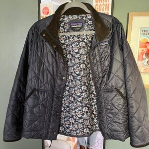 Patagonia Women's Black Quilted Puffer Jacket